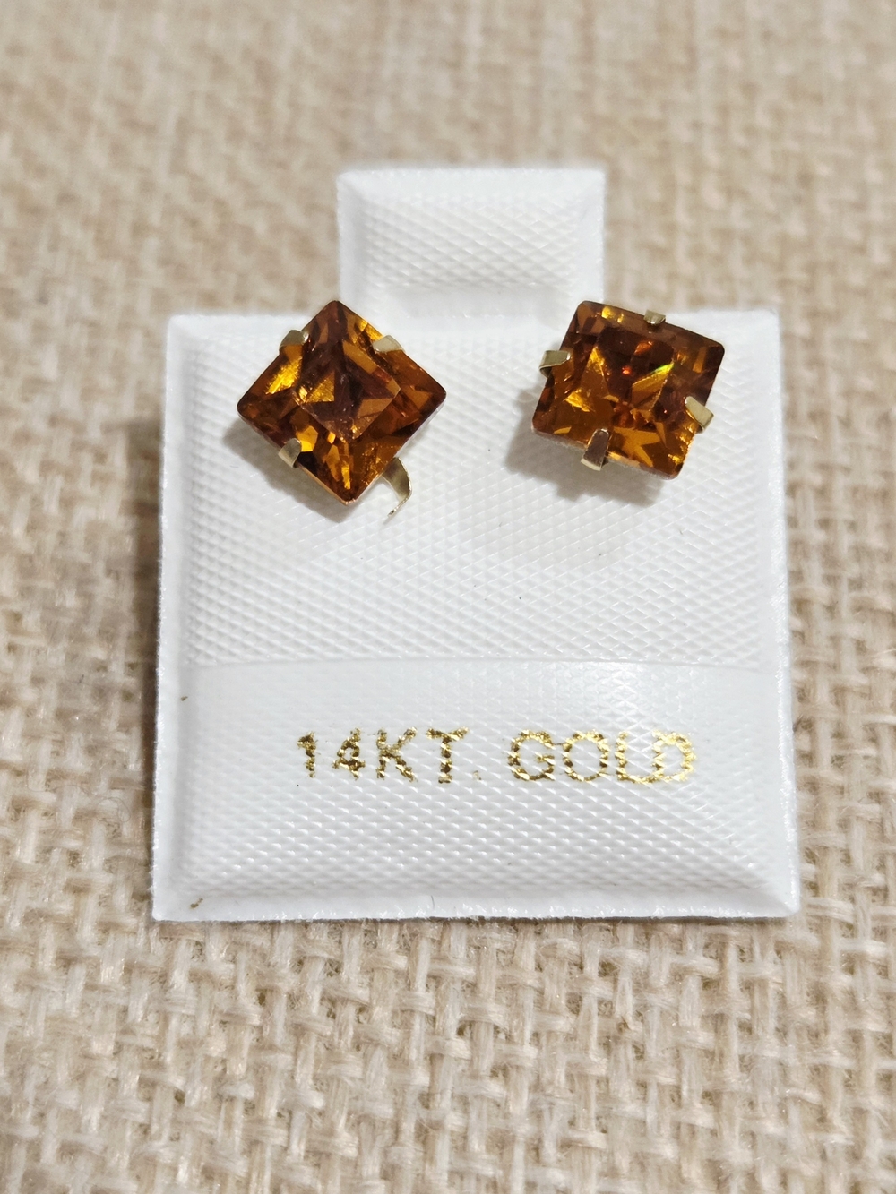 14KT Gold Amber Square Stud Earrings